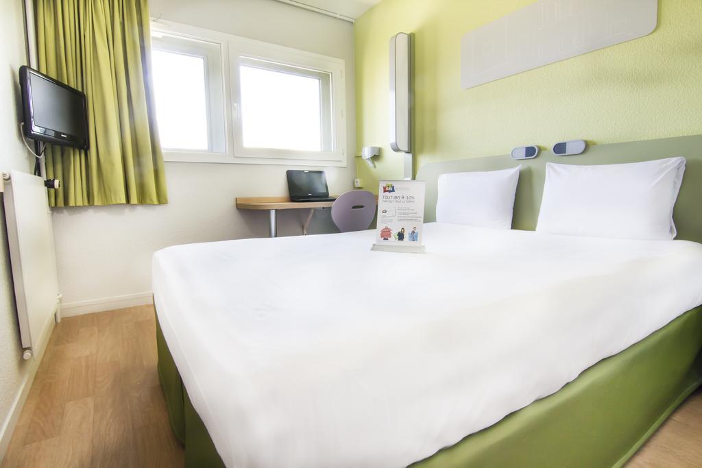 Ibis Budget Le Mans Centre Room photo