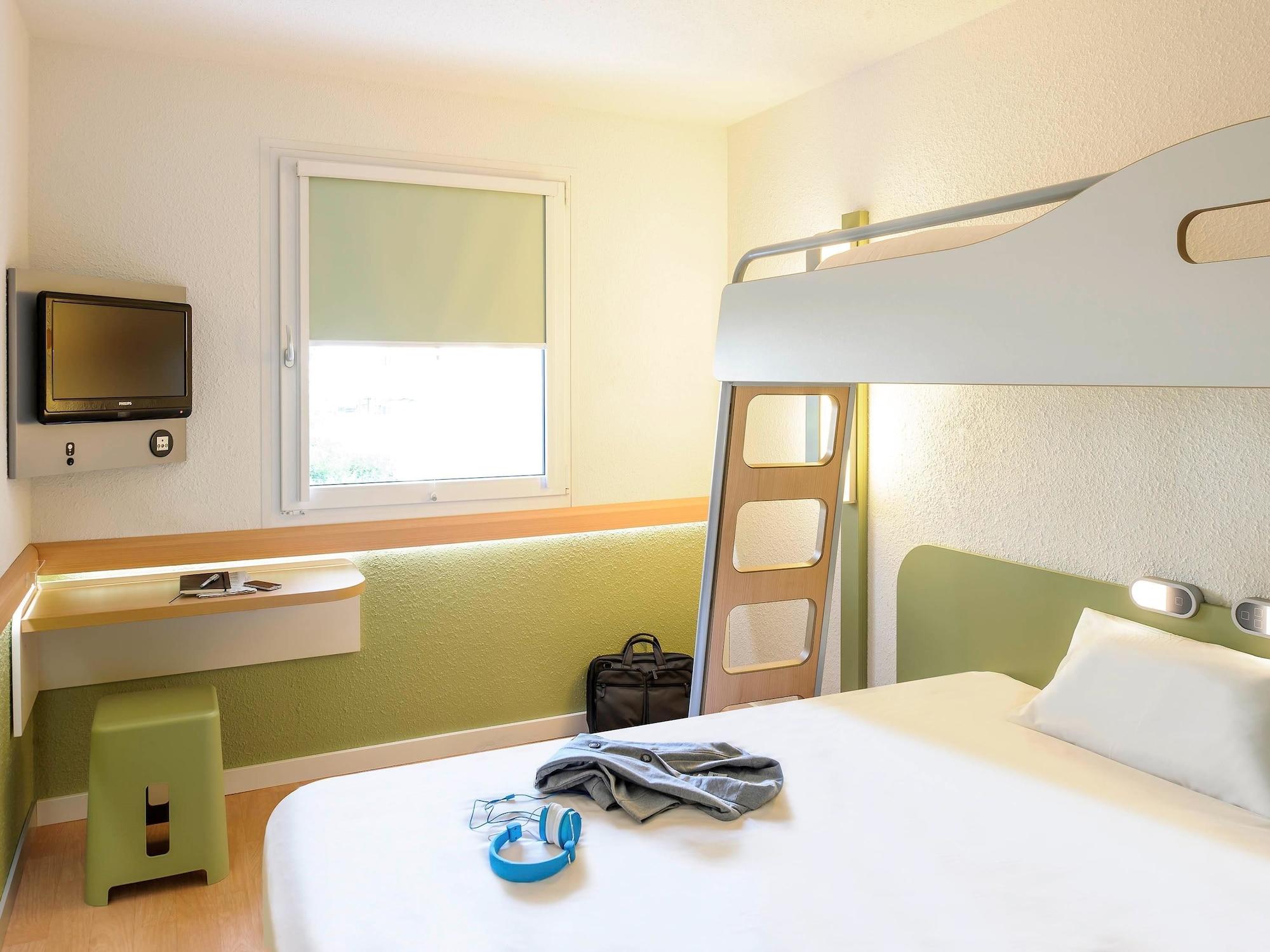 Ibis Budget Le Mans Centre Exterior photo